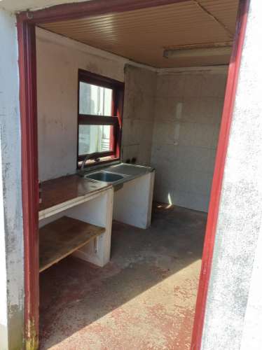 VENDE-SE MORADIA EM CASTELO BRANCO, ILHA DO FAIAL