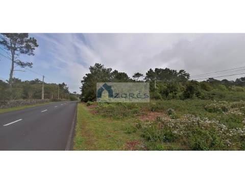 VENDE-SE TERRENOS NA CANDELÁRIA, MADALENA DO PICO