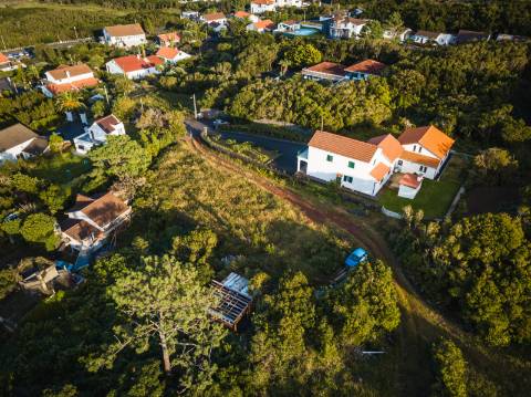 VENDE-SE TERRENO EM SÃO ROQUE DO PICO