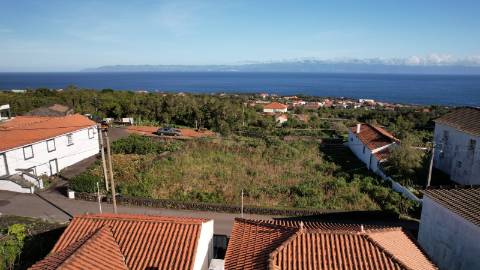 VENDE-SE TERRENO RÚSTICO EM SÃO ROQUE DO PICO