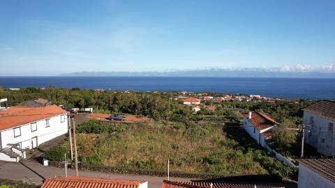 VENDE-SE TERRENO RÚSTICO EM SÃO ROQUE DO PICO