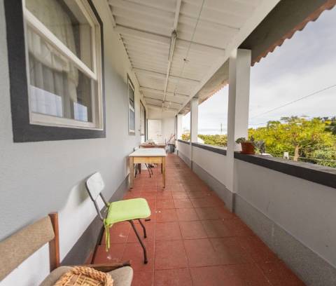 VENDE-SE MORADIA DE 2 PISOS EM SÃO ROQUE MORADIA