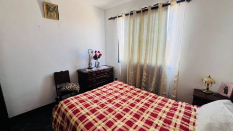 VENDE-SE MORADIA NA CRIAÇÃO VELHA, MADALENA DO PICO