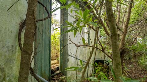 VENDE-SE RUÍNAS EM SANTA LUZIA, SÃO ROQUE DO PICO