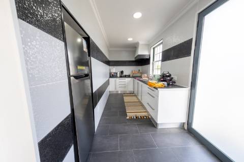 VENDE-SE MORADIA RECUPERADA EM SANTA LUZIA, SÃO ROQUE DO PICO