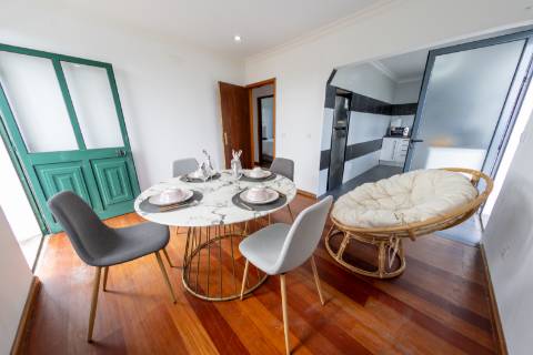 VENDE-SE MORADIA RECUPERADA EM SANTA LUZIA, SÃO ROQUE DO PICO