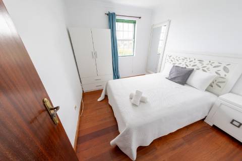 VENDE-SE MORADIA RECUPERADA EM SANTA LUZIA, SÃO ROQUE DO PICO