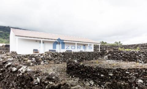 VENDE-SE EMPREENDIMENTO TURÍSTICO EM SÃO MATEUS, MADALENA DO PICO