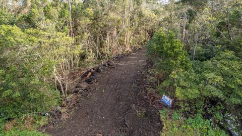 VENDE-SE TERRENO NA CANDELÁRIA, MADALENA DO PICO