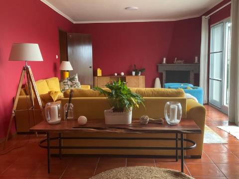 VENDE-SE EXCELENTE MORADIA EM SÃO ROQUE DO PICO