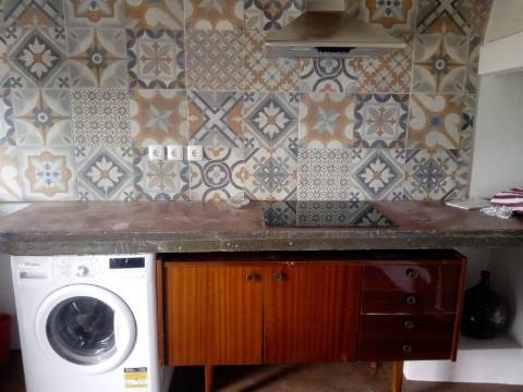 VENDE-SE 2 MORADIAS NAS RELVAS, SÃO MATEUS, ILHA DO PICO