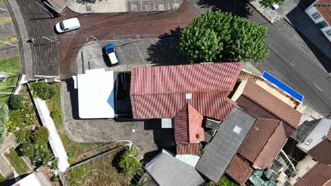 VENDE-SE MORADIA EM SÃO MATEUS, MADALENA DO PICO