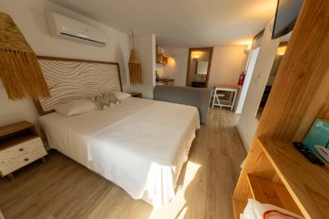 VENDE-SE MORADIA NA PRAINHA, SÃO ROQUE DO PICO