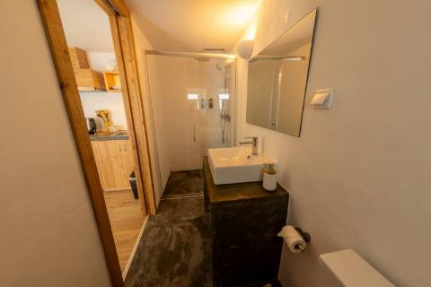 VENDE-SE MORADIA NA PRAINHA, SÃO ROQUE DO PICO