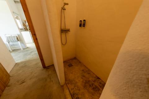 VENDE-SE MORADIA NA PRAINHA, SÃO ROQUE DO PICO