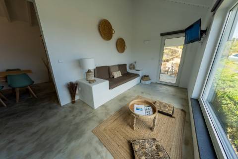 VENDE-SE MORADIA NA PRAINHA, SÃO ROQUE DO PICO