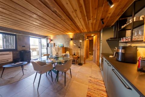 VENDE-SE MORADIA EM SÃO ROQUE DO PICO