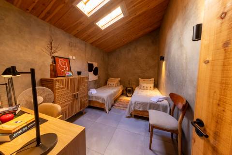 VENDE-SE MORADIA EM SÃO ROQUE DO PICO