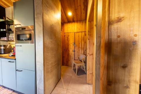 VENDE-SE MORADIA EM SÃO ROQUE DO PICO