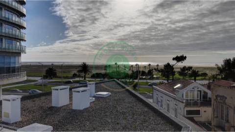 - Vende -se T4 com 154m2, na Figueira da Foz, na...