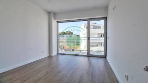 - Vende -se T4 com 154m2, na Figueira da Foz, na...