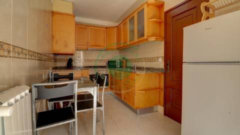 - Vende-se apartamento T0 com 42m2 na Figueira da...
