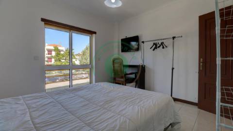 - Vende-se apartamento T0 com 42m2 na Figueira da...