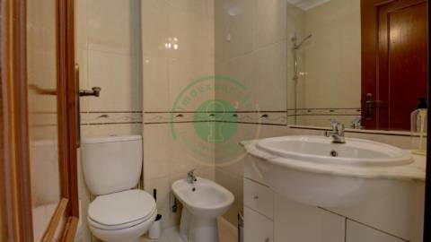 - Vende-se apartamento T0 com 42m2 na Figueira da...