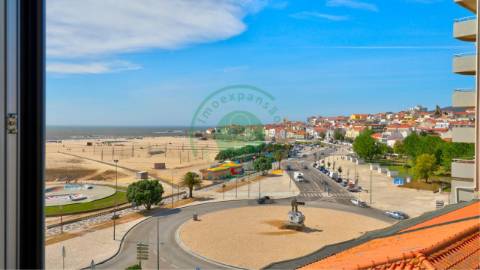 - Vende-se T1 completamente remodelado, situado...