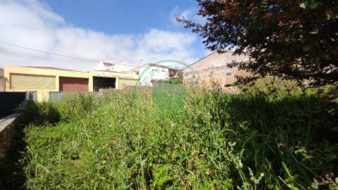 - Excelente oportunidade! Terreno para construção...