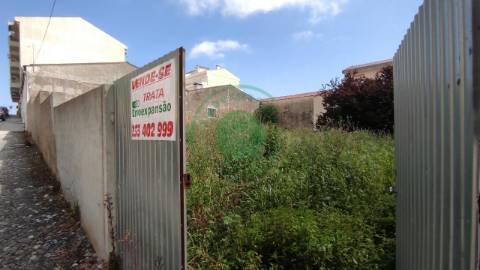 - Excelente oportunidade! Terreno para construção...