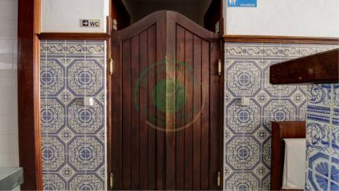 - Vende-se restaurante na Figueira da Foz,...