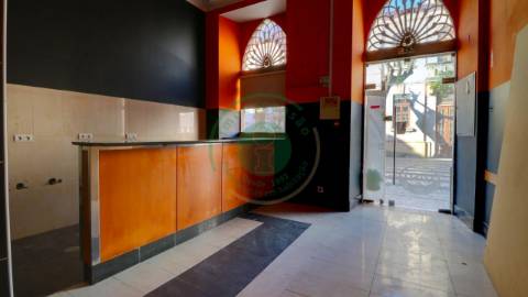 - Vende-se restaurante no centro da Figueira da...