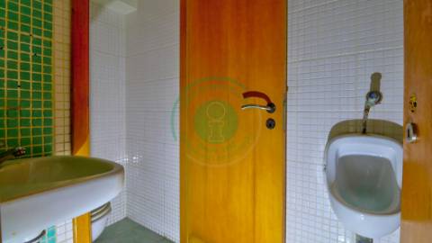 - Vende-se restaurante no centro da Figueira da...