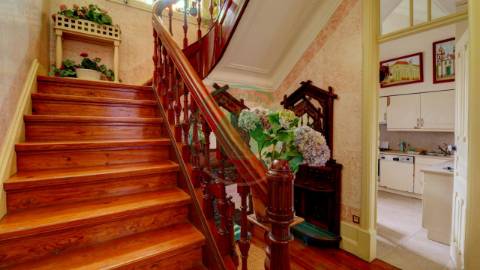 -Vende-se na Figueira da Foz, moradia senhorial...