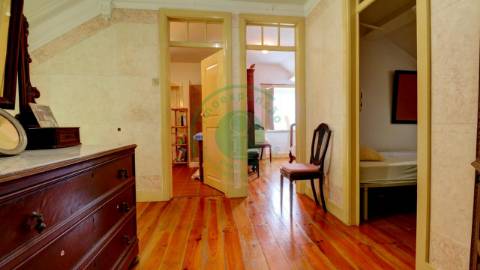 -Vende-se na Figueira da Foz, moradia senhorial...