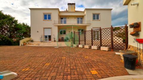 - Descubra esta propriedade única na Figueira da...