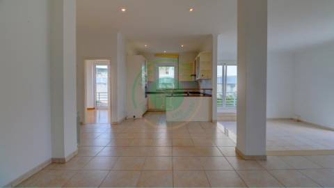 - Descubra esta propriedade única na Figueira da...