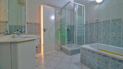 - Descubra esta propriedade única na Figueira da...