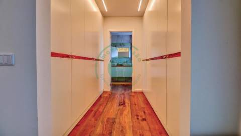 - Vende-se moradia T4+1, na Figueira da Foz,...