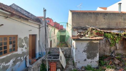 - Propriedade situada no centro histórico da...