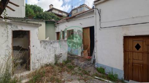 - Propriedade situada no centro histórico da...