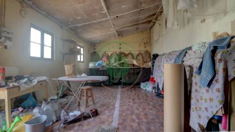 - Propriedade situada no centro histórico da...