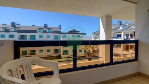 - Arrenda-se T2 mobilado, situado na Urbanização...