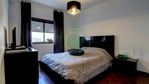 - Vende-se apartamento T3 na Figueira da Foz, em...