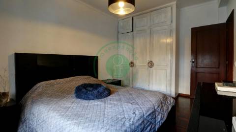 - Vende-se apartamento T3 na Figueira da Foz, em...