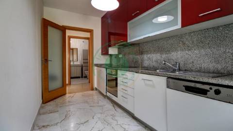-Vende-se apartamento T2 na Figueira da Foz, em...