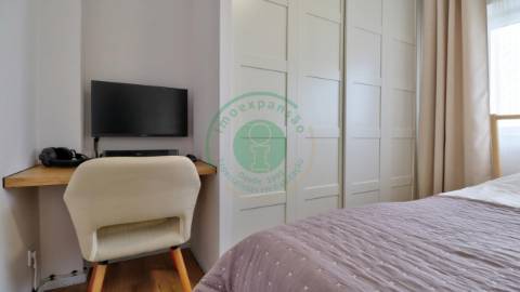 - Vende-se apartamento T2 totalmente renovado na...