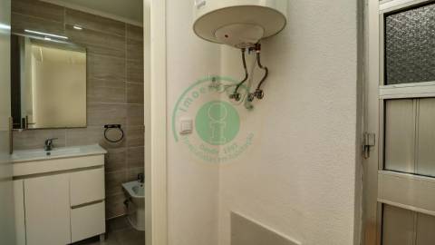 - Arrenda-se andar de moradia T2 na Figueira da...