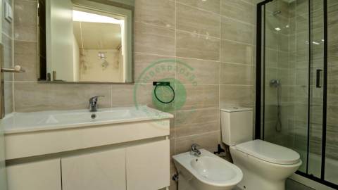 - Arrenda-se andar de moradia T2 na Figueira da...